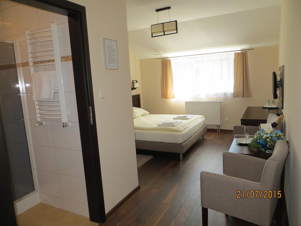 Hotel Pod Chelmem Ropa Luaran gambar